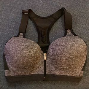 32C heather grey Victoria Secret Sport VSX Sports Bra w/ front closure zipper